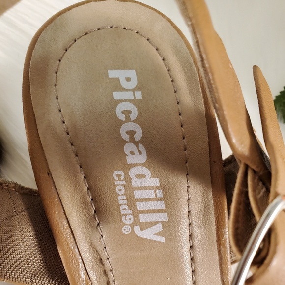 PICADILLY CLOUD9 TAN SANDALS SIZE 8 - Picture 5 of 8